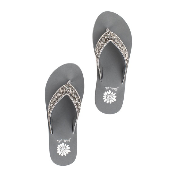 Yellow box Shona Wedge Sandal color gray medium width - Picture 3 of 5